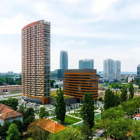 דירה Klinger Downtown High Floor *