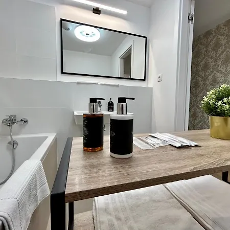 Klinger Downtown High Floor